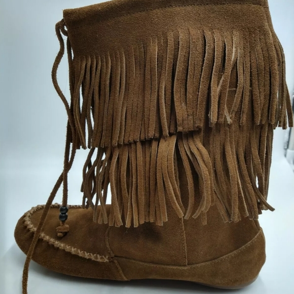 Minnetonka moccasins Double Fringe Ankle Booties, size 10 "SOLD" - Picture 8 of 11